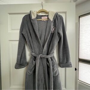 GENTLY USED Victoria's Secret Gray Plush Robe